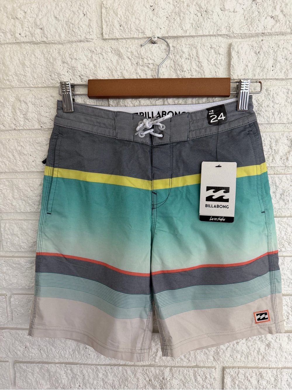 Billabong Boy’s Gray Mint Stripe Board Shorts - 8/10